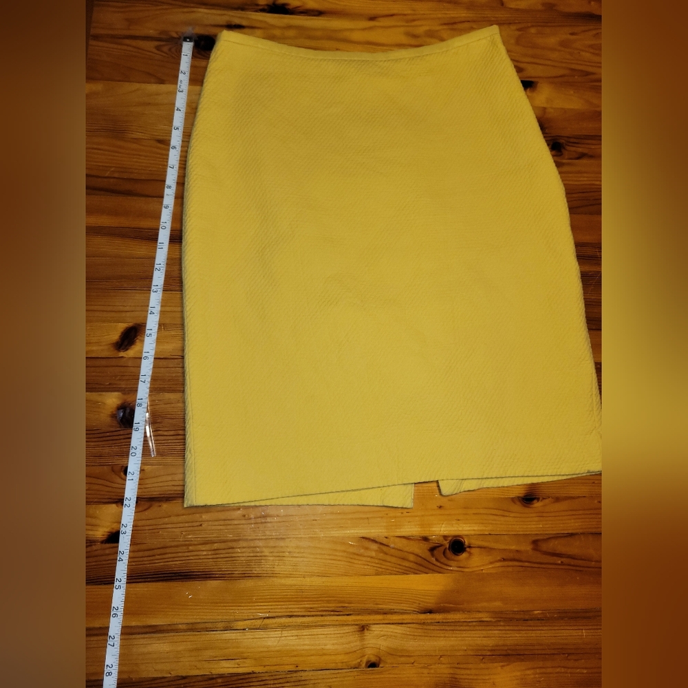The Limited Yellow Midi Pencil Skirt for Casual Resort Wear
